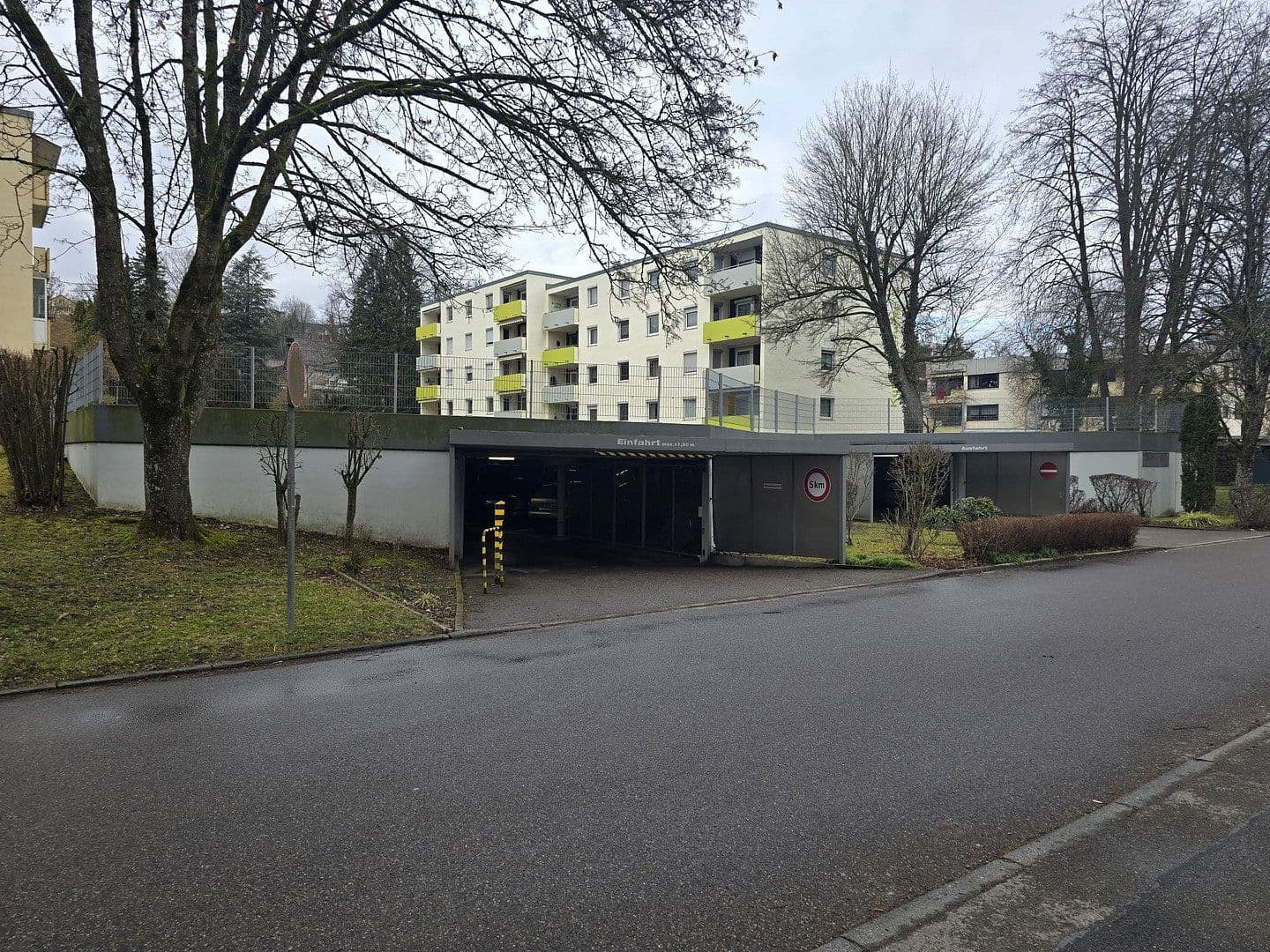 Prenájom bytu 2-izbový 78 m², Biberach an der Riß, Bádensko-Wurttembersko Prenájom bytu 2-izbový 78 m², Biberach an der Riß, Bádensko-Wurttembersko