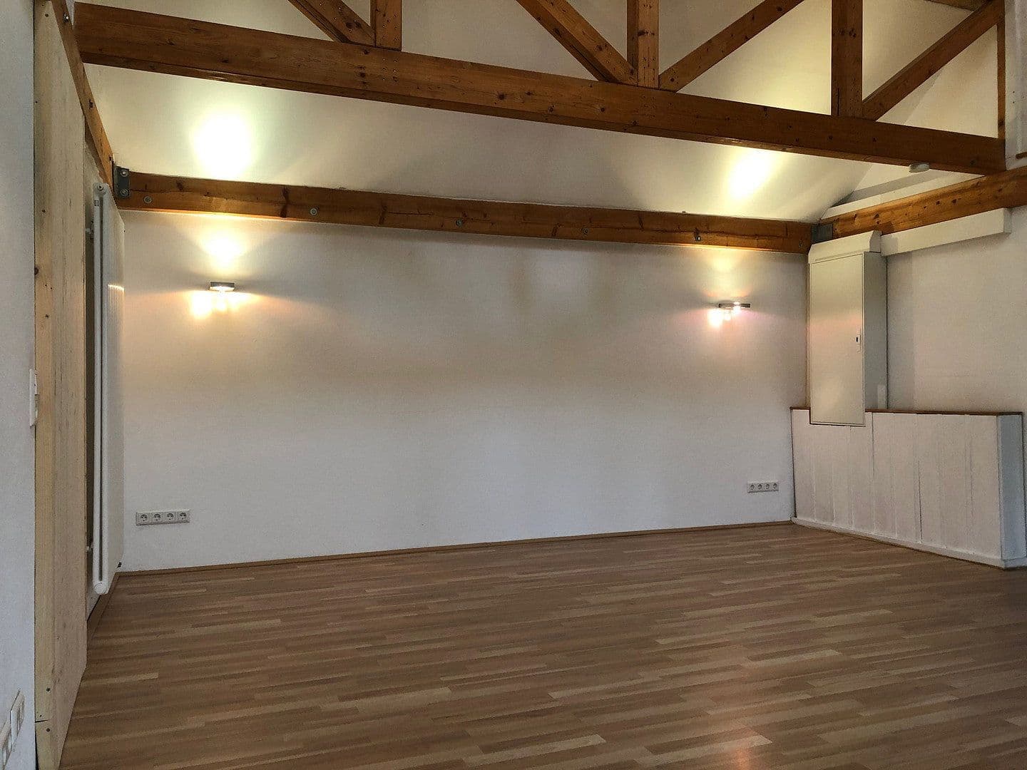 Prenájom bytu 2-izbový 78 m², Achern, Bádensko-Wurttembersko Prenájom bytu 2-izbový 78 m², Achern, Bádensko-Wurttembersko