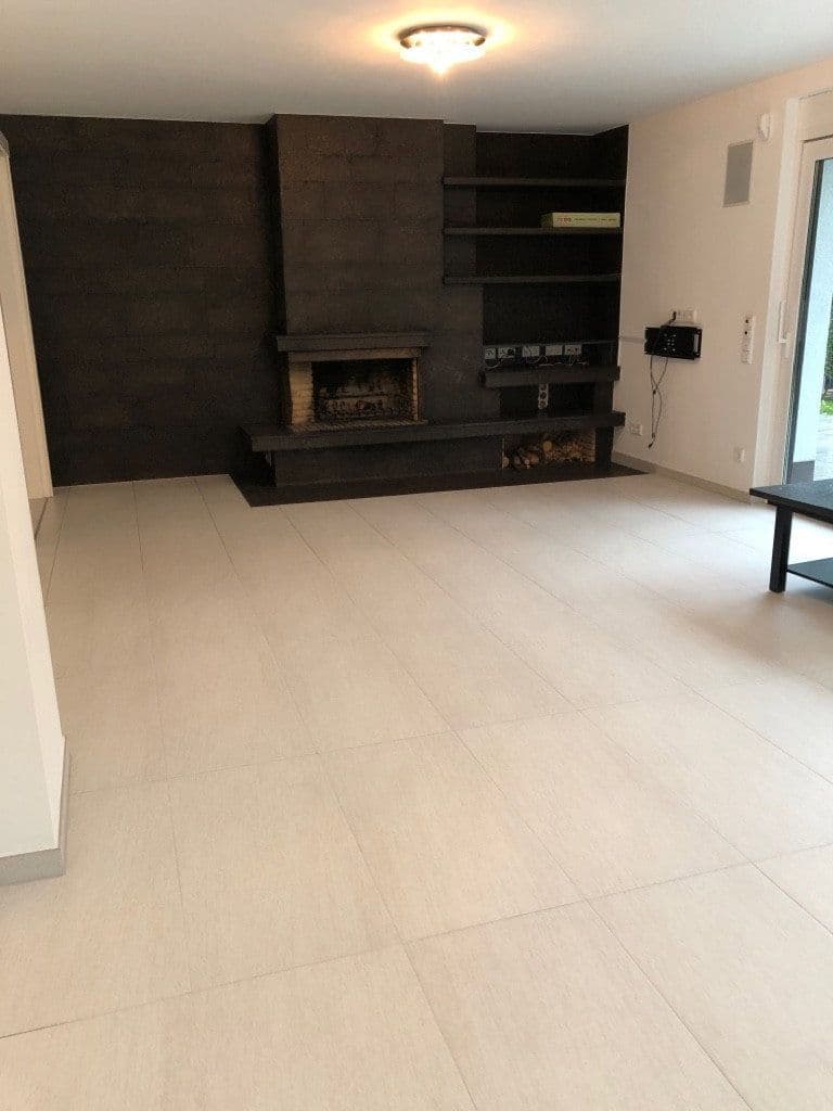 Prenájom domu 300 m², pozemek 800 m², Dreieich, Hesensko Prenájom domu 300 m², pozemek 800 m², Dreieich, Hesensko