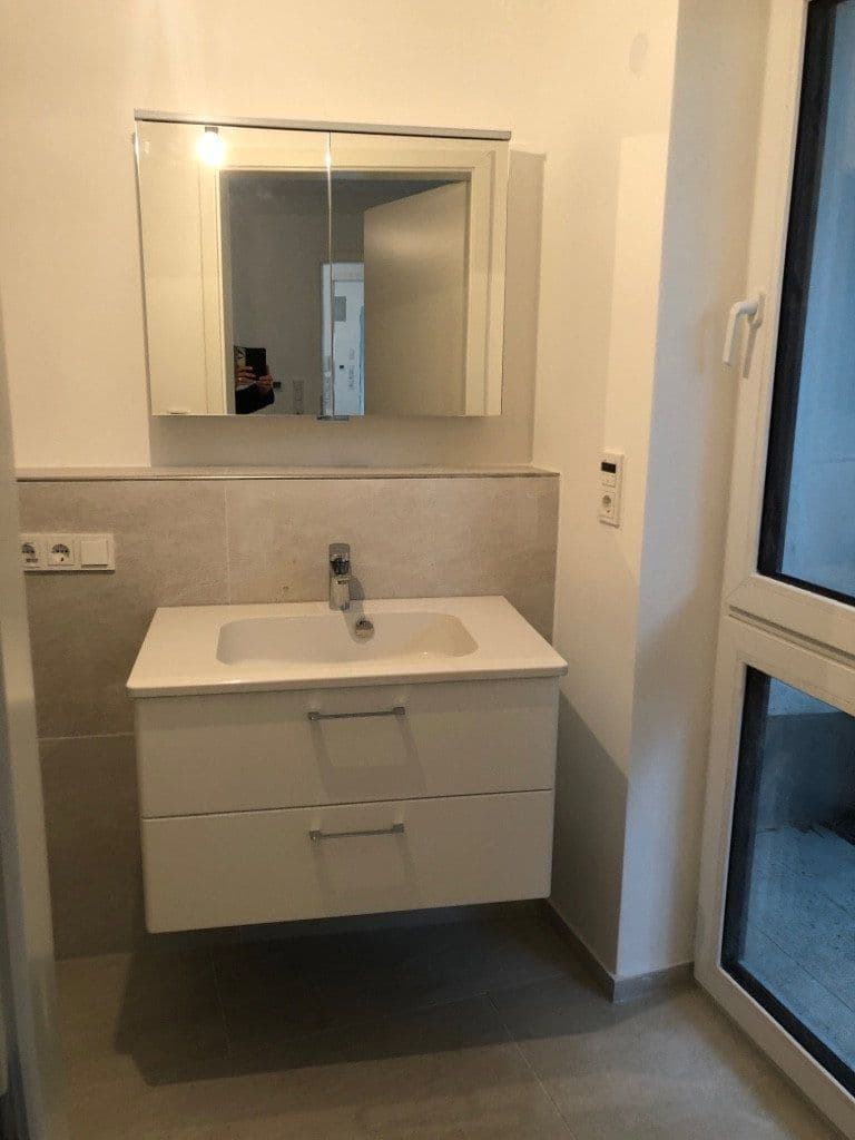 Prenájom domu 300 m², pozemek 800 m², Dreieich, Hesensko Prenájom domu 300 m², pozemek 800 m², Dreieich, Hesensko