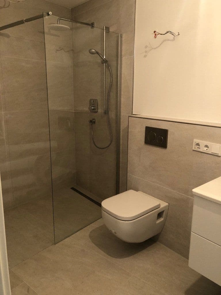 Prenájom domu 300 m², pozemek 800 m², Dreieich, Hesensko Prenájom domu 300 m², pozemek 800 m², Dreieich, Hesensko