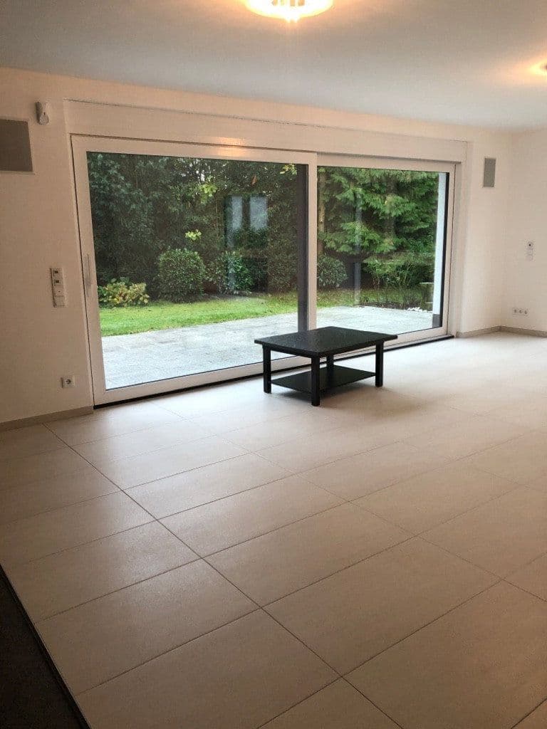 Prenájom domu 300 m², pozemek 800 m², Dreieich, Hesensko Prenájom domu 300 m², pozemek 800 m², Dreieich, Hesensko