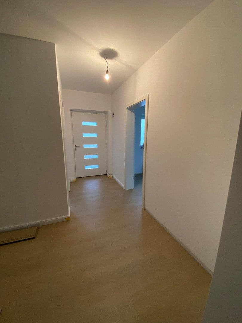 Prenájom domu 125 m², pozemek 310 m², Hainbuchenweg 3a, Lauenburg/Elbe, Šlezvicko-Holštajnsko Prenájom domu 125 m², pozemek 310 m², Hainbuchenweg 3a, Lauenburg/Elbe, Šlezvicko-Holštajnsko