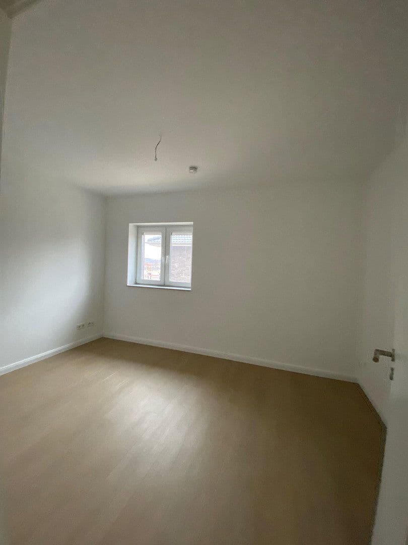 Prenájom domu 125 m², pozemek 310 m², Hainbuchenweg 3a, Lauenburg/Elbe, Šlezvicko-Holštajnsko Prenájom domu 125 m², pozemek 310 m², Hainbuchenweg 3a, Lauenburg/Elbe, Šlezvicko-Holštajnsko