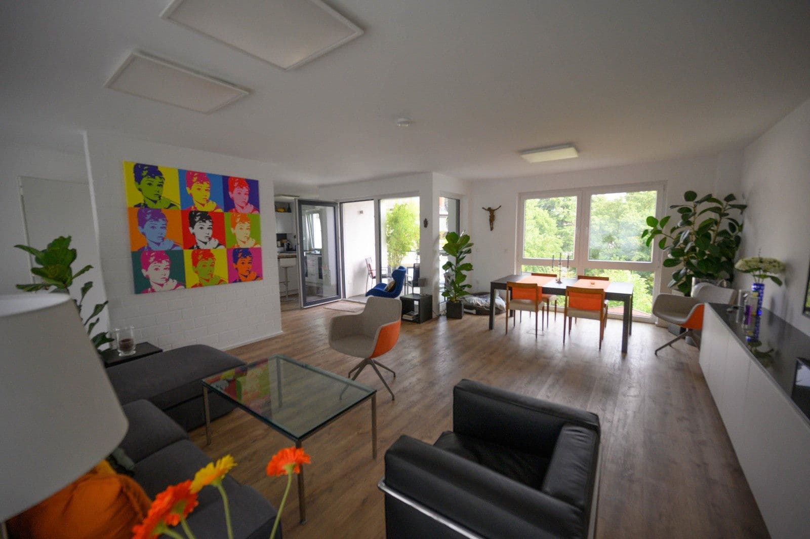 Prenájom bytu 2-izbový 94 m², Essen, Severné Porýnie - Westfálsko Prenájom bytu 2-izbový 94 m², Essen, Severné Porýnie - Westfálsko