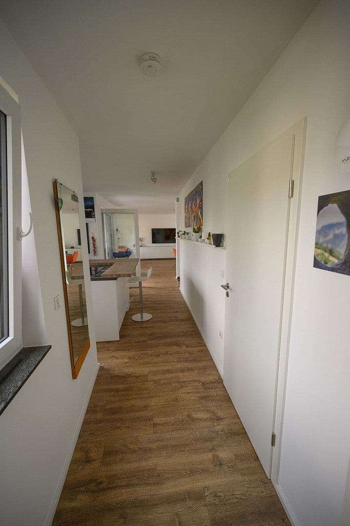 Prenájom bytu 2-izbový 94 m², Essen, Severné Porýnie - Westfálsko Prenájom bytu 2-izbový 94 m², Essen, Severné Porýnie - Westfálsko