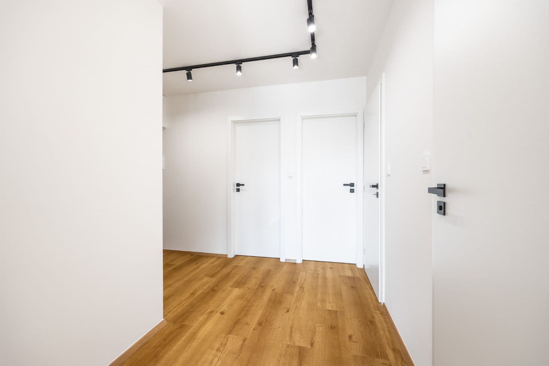 Predaj bytu 3-izbový 79 m², Roháčova, Praha, Praha Predaj bytu 3-izbový 79 m², Roháčova, Praha, Praha