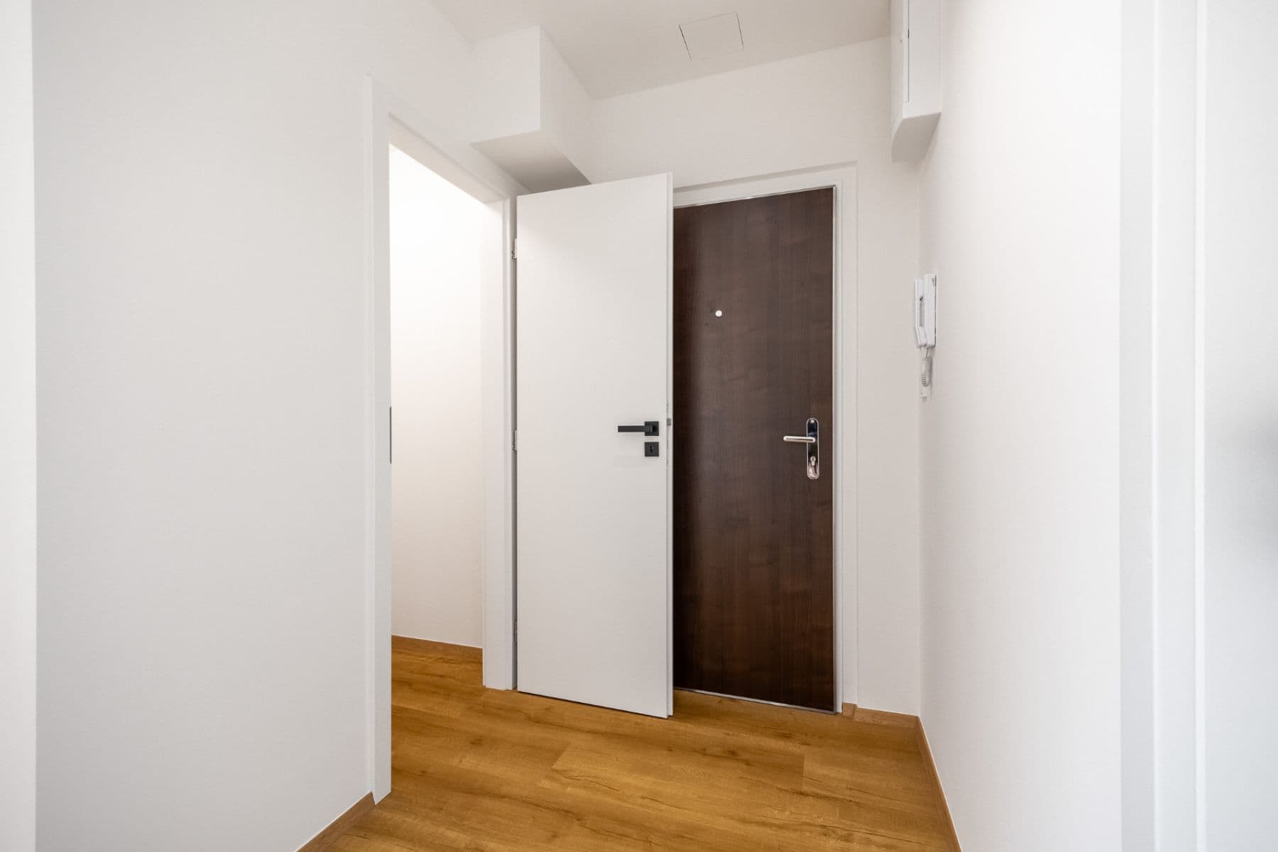 Predaj bytu 3-izbový 79 m², Roháčova, Praha, Praha Predaj bytu 3-izbový 79 m², Roháčova, Praha, Praha