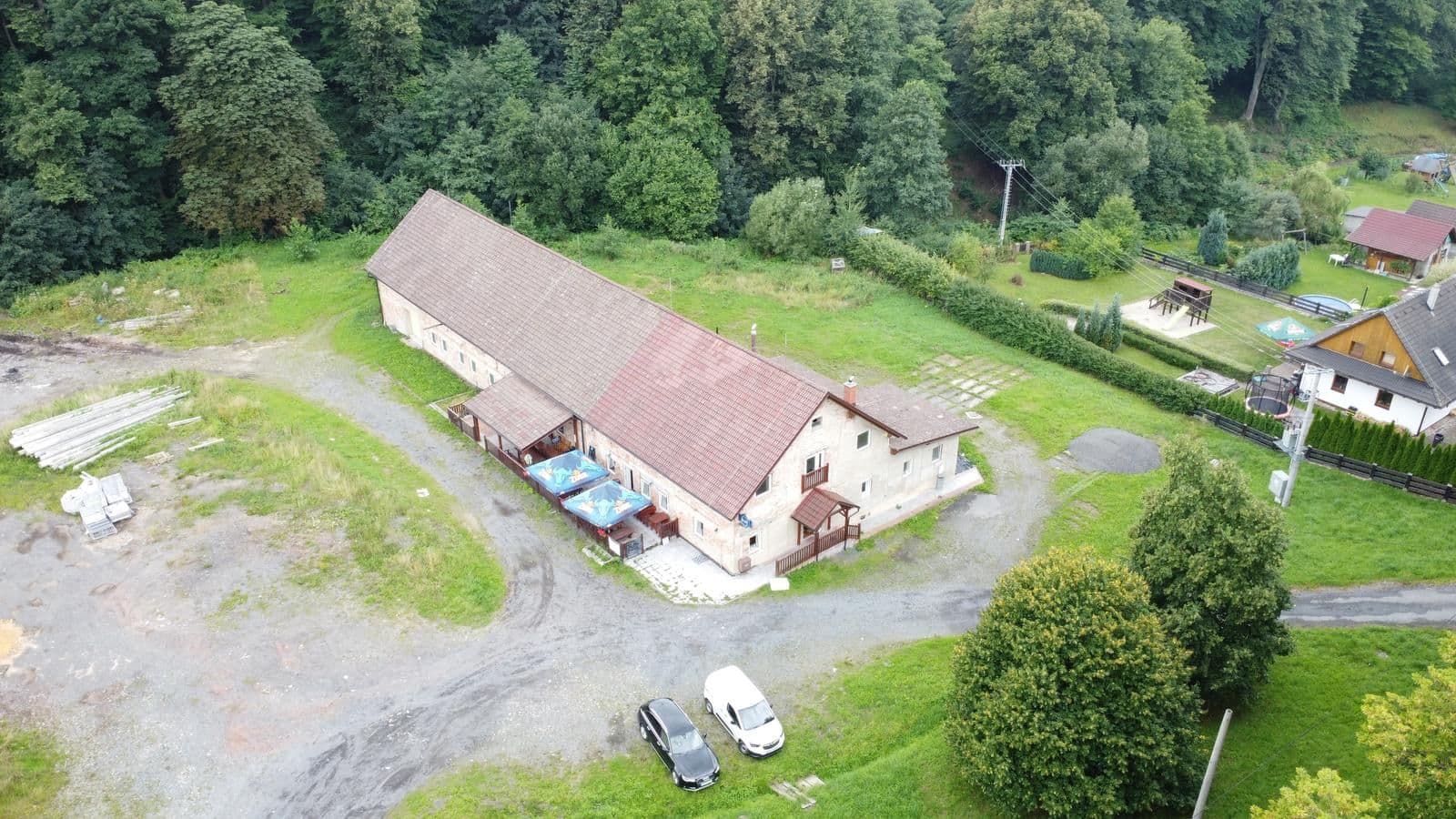 Predaj nebytového priestoru 464 m², Rajnochovice, Zlínský kraj Predaj nebytového priestoru 464 m², Rajnochovice, Zlínský kraj