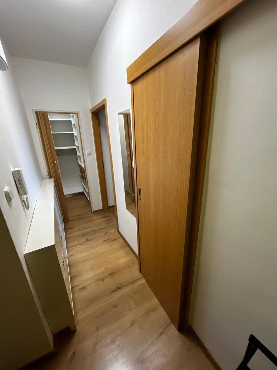 Prenájom bytu 2-izbový 52 m², Kotěrova, Prostějov, Olomoucký kraj Prenájom bytu 2-izbový 52 m², Kotěrova, Prostějov, Olomoucký kraj
