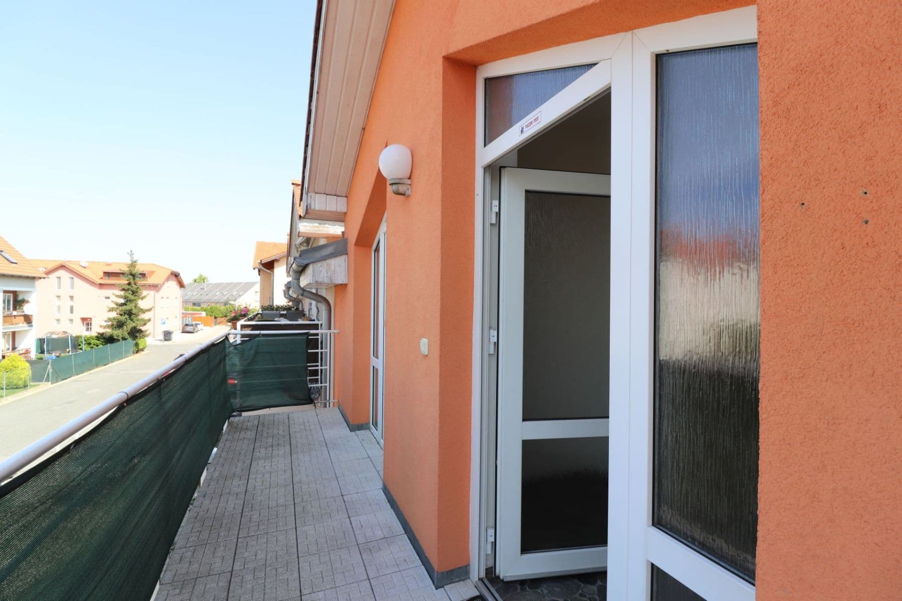 Prenájom bytu 3-izbový 77 m², Za Hotelem, Nupaky, Středočeský kraj Prenájom bytu 3-izbový 77 m², Za Hotelem, Nupaky, Středočeský kraj