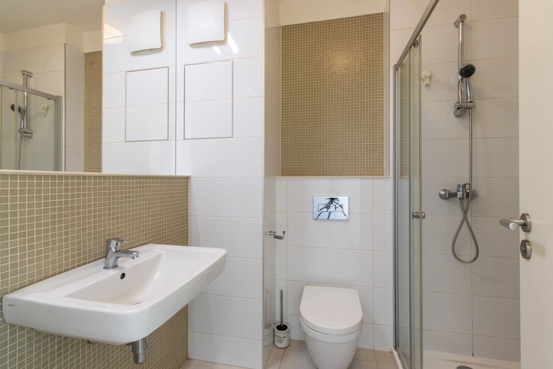 Prenájom bytu 1-izbový 25 m², Novovysočanská, Praha, Praha Prenájom bytu 1-izbový 25 m², Novovysočanská, Praha, Praha