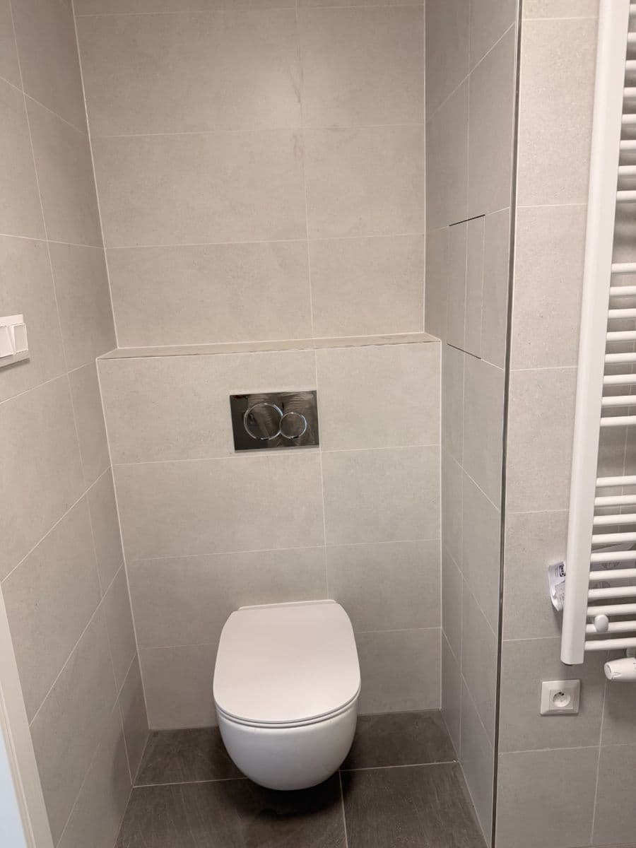 Prenájom bytu 1-izbový 32 m², Haenkeho, Praha, Praha Prenájom bytu 1-izbový 32 m², Haenkeho, Praha, Praha