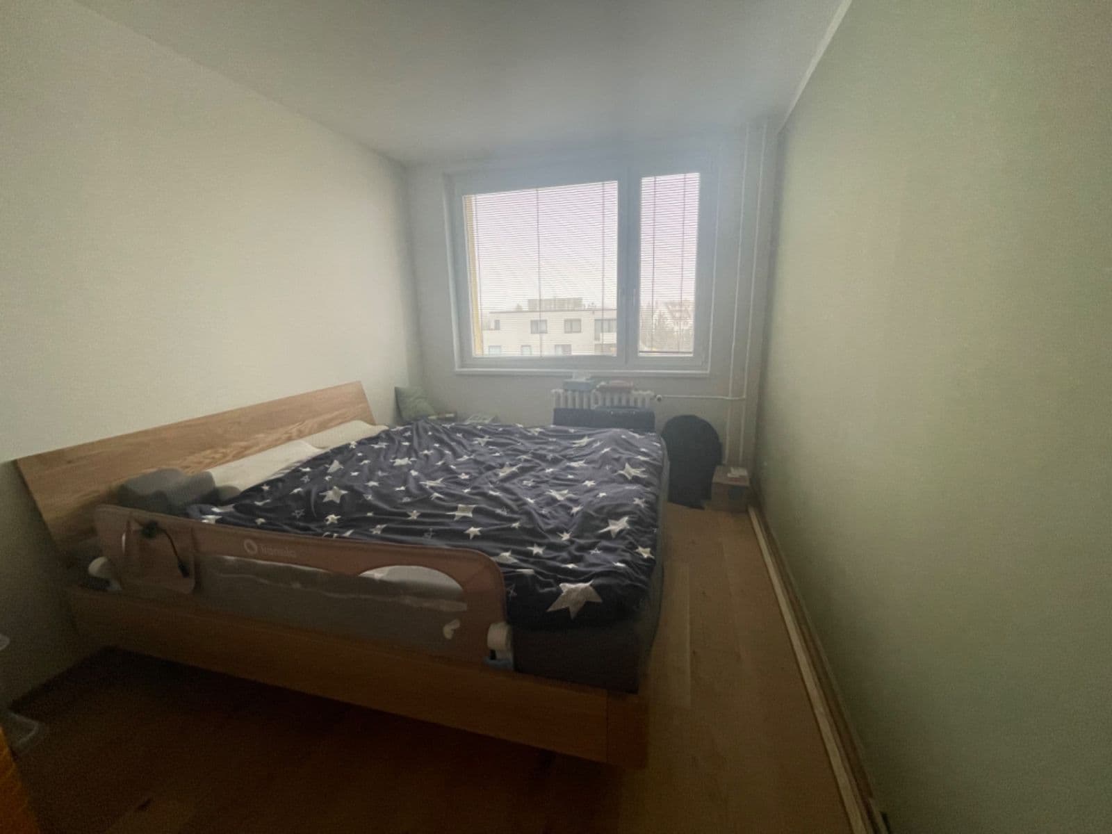 Prenájom bytu 3-izbový 96 m², Vodnická, Praha, Praha Prenájom bytu 3-izbový 96 m², Vodnická, Praha, Praha