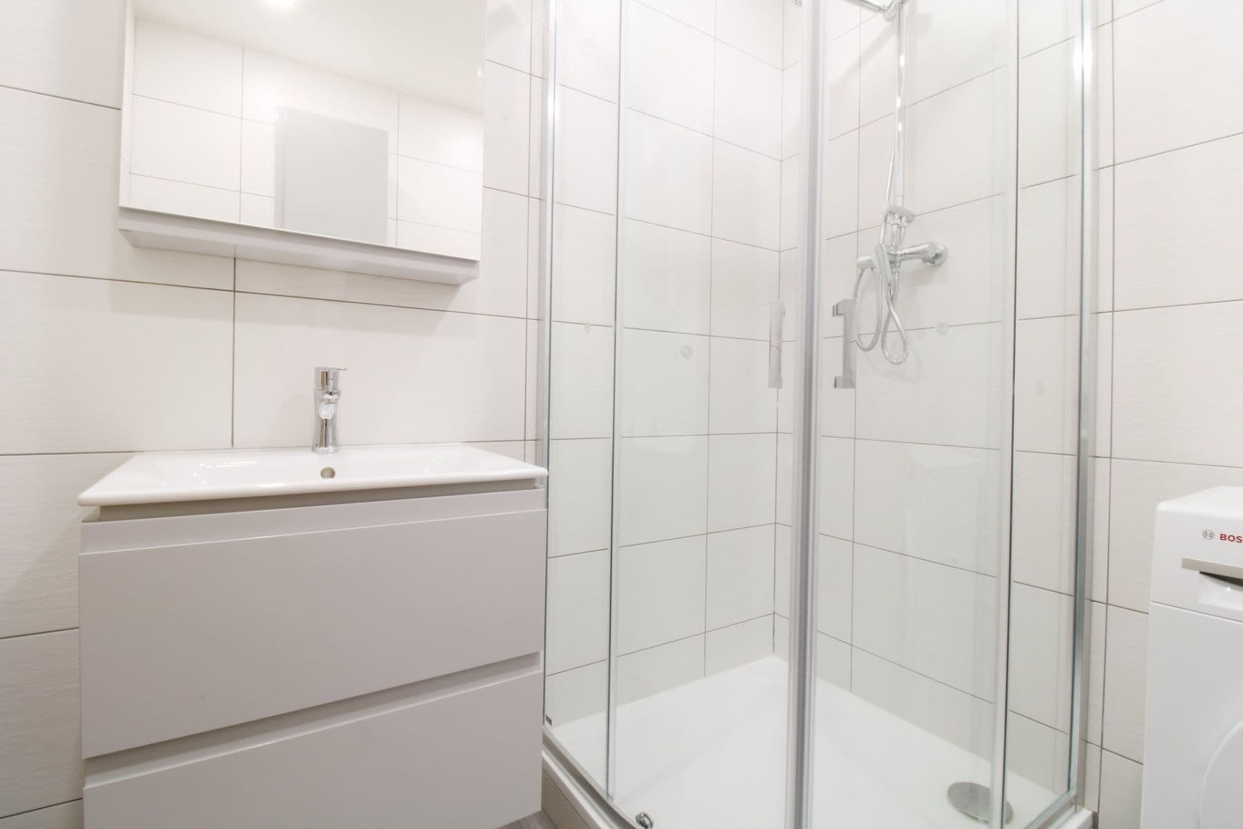 Prenájom bytu 3-izbový 56 m², Řešovská, Praha, Praha Prenájom bytu 3-izbový 56 m², Řešovská, Praha, Praha