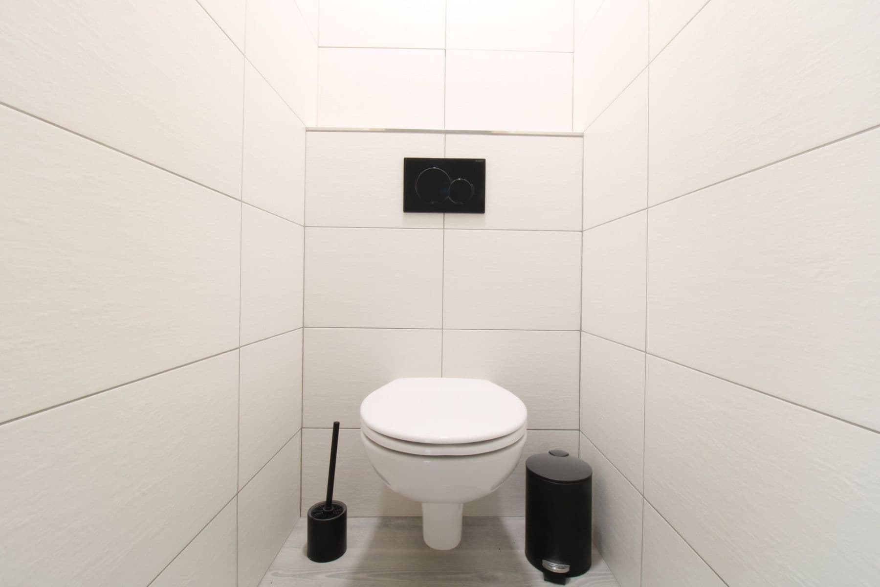 Prenájom bytu 3-izbový 56 m², Řešovská, Praha, Praha Prenájom bytu 3-izbový 56 m², Řešovská, Praha, Praha