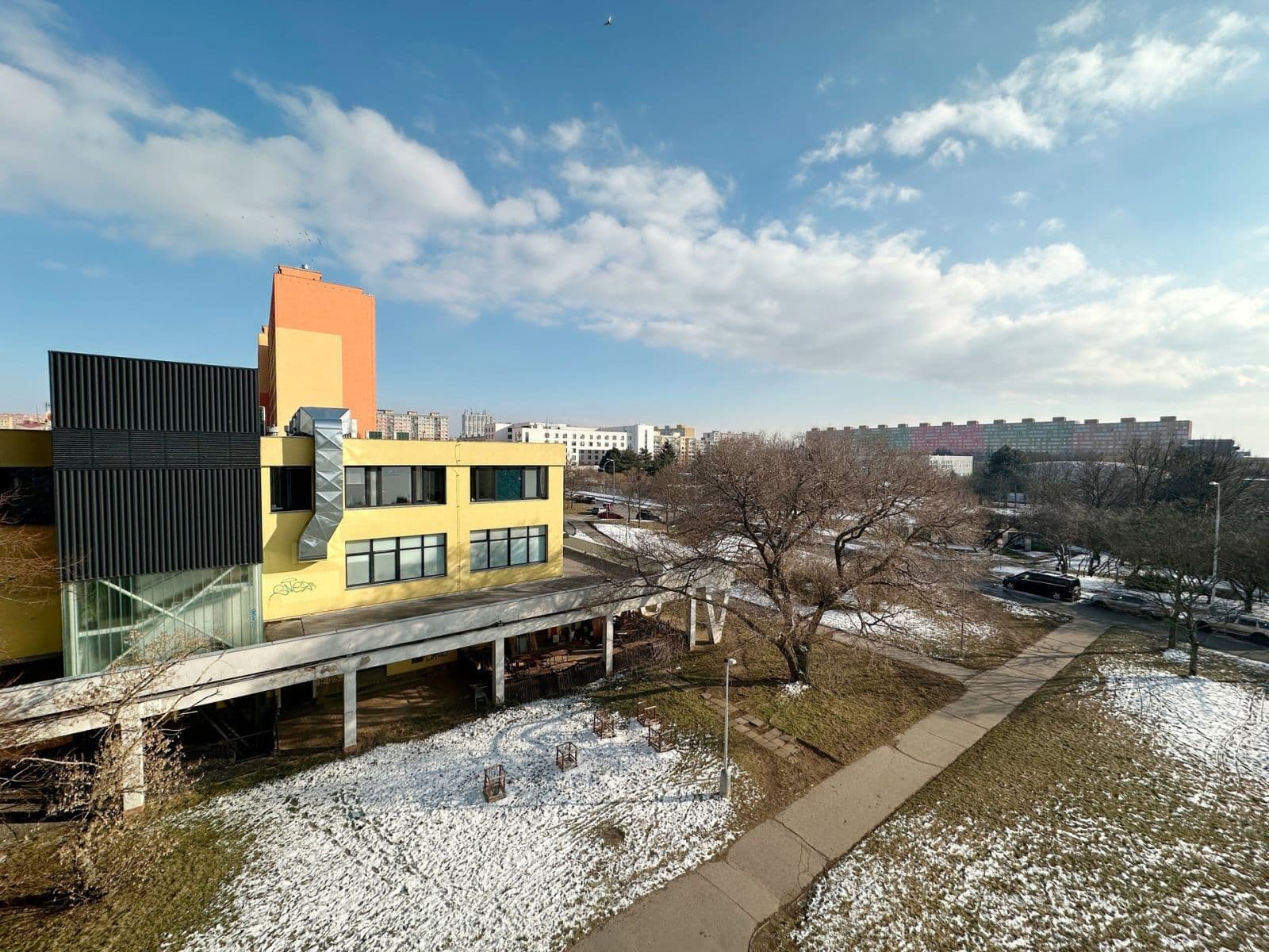Prenájom bytu 3-izbový 56 m², Řešovská, Praha, Praha Prenájom bytu 3-izbový 56 m², Řešovská, Praha, Praha