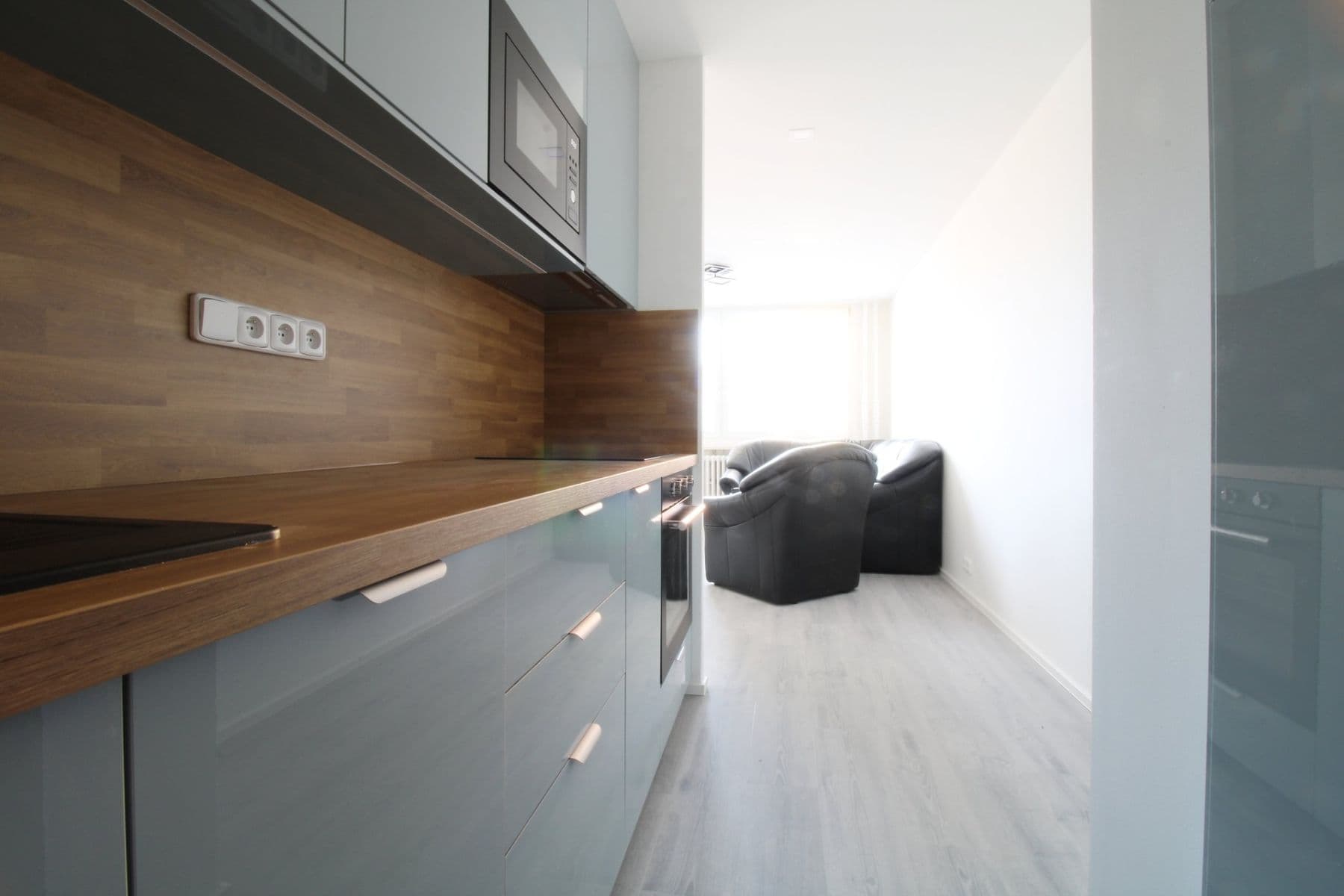 Prenájom bytu 3-izbový 56 m², Řešovská, Praha, Praha Prenájom bytu 3-izbový 56 m², Řešovská, Praha, Praha