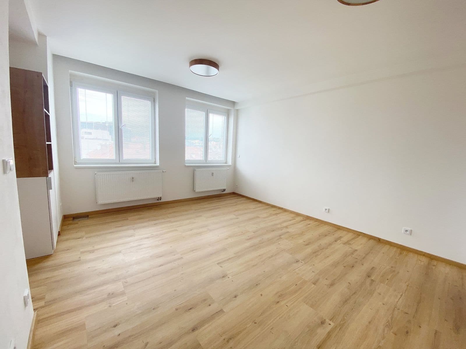 Prenájom bytu 1-izbový 48 m², Sokolovská, Praha, Praha Prenájom bytu 1-izbový 48 m², Sokolovská, Praha, Praha