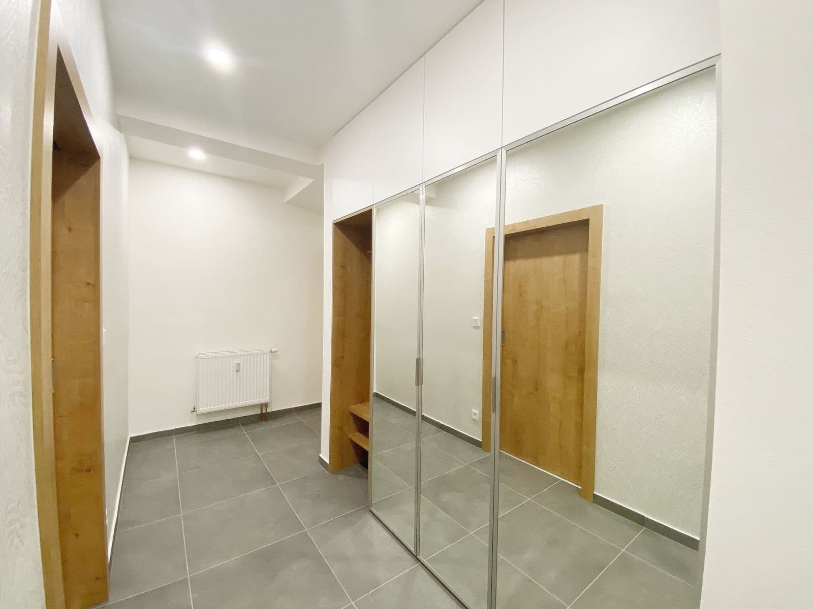 Prenájom bytu 1-izbový 48 m², Sokolovská, Praha, Praha Prenájom bytu 1-izbový 48 m², Sokolovská, Praha, Praha