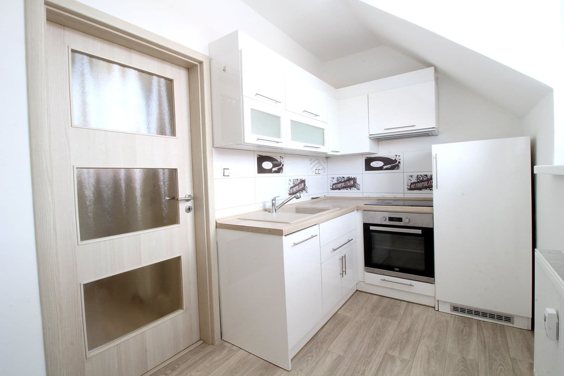 Prenájom bytu 3-izbový 68 m², třída Osvobození, Příbram, Středočeský kraj Prenájom bytu 3-izbový 68 m², třída Osvobození, Příbram, Středočeský kraj