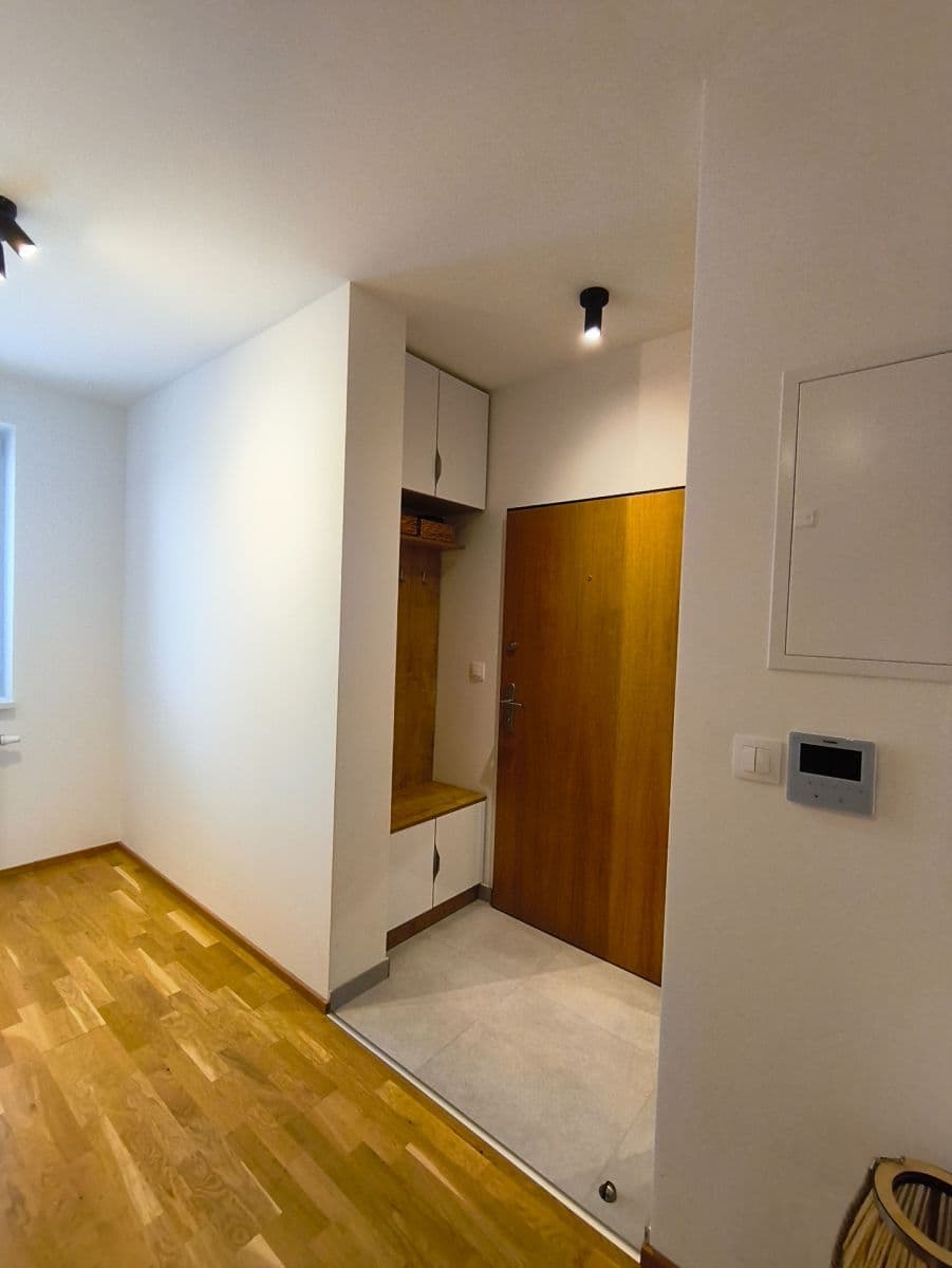 Predaj bytu 3-izbový 73 m², Hraniční, Bořanovice, Středočeský kraj Predaj bytu 3-izbový 73 m², Hraniční, Bořanovice, Středočeský kraj