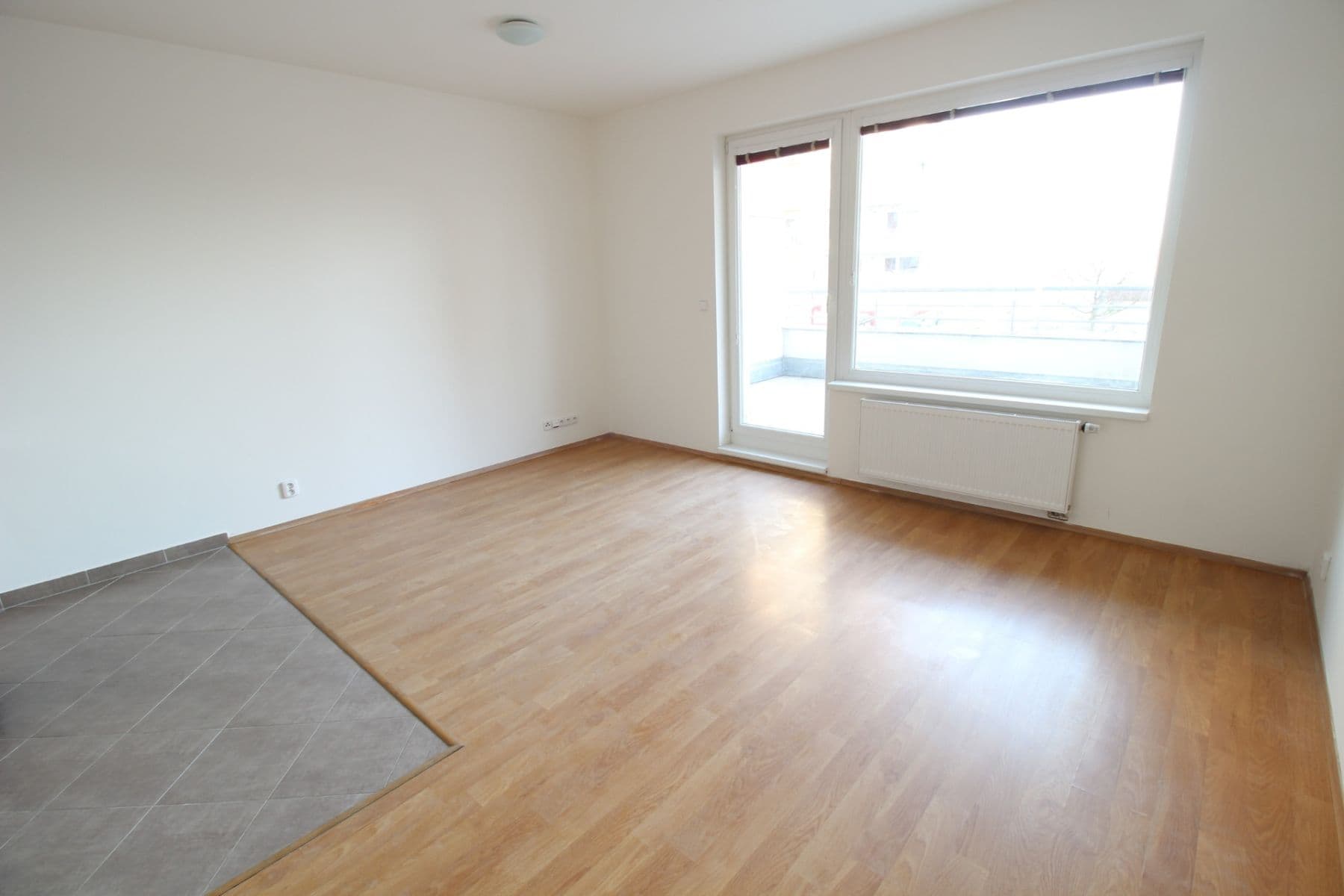 Prenájom bytu 1-izbový 30 m², Miroslava Hajna, Praha, Praha Prenájom bytu 1-izbový 30 m², Miroslava Hajna, Praha, Praha