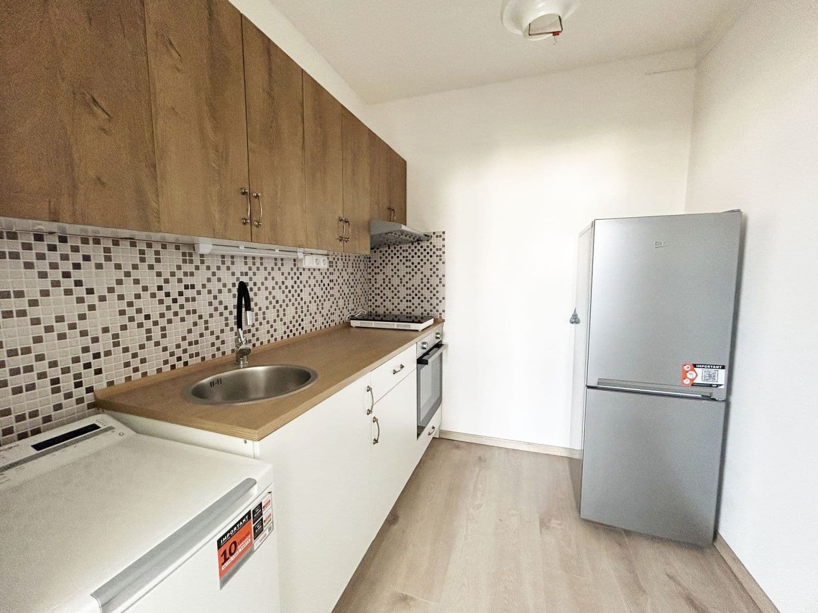 Prenájom bytu 1-izbový 34 m², Křivenická, Praha, Praha Prenájom bytu 1-izbový 34 m², Křivenická, Praha, Praha