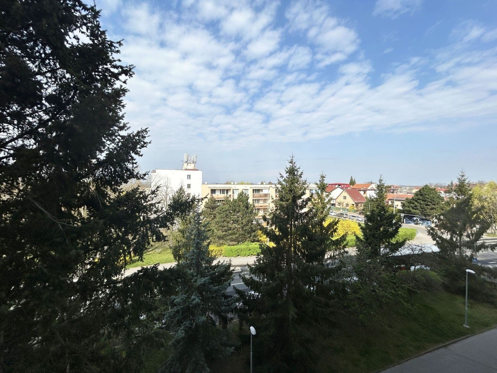 Prenájom bytu 1-izbový 34 m², Křivenická, Praha, Praha Prenájom bytu 1-izbový 34 m², Křivenická, Praha, Praha
