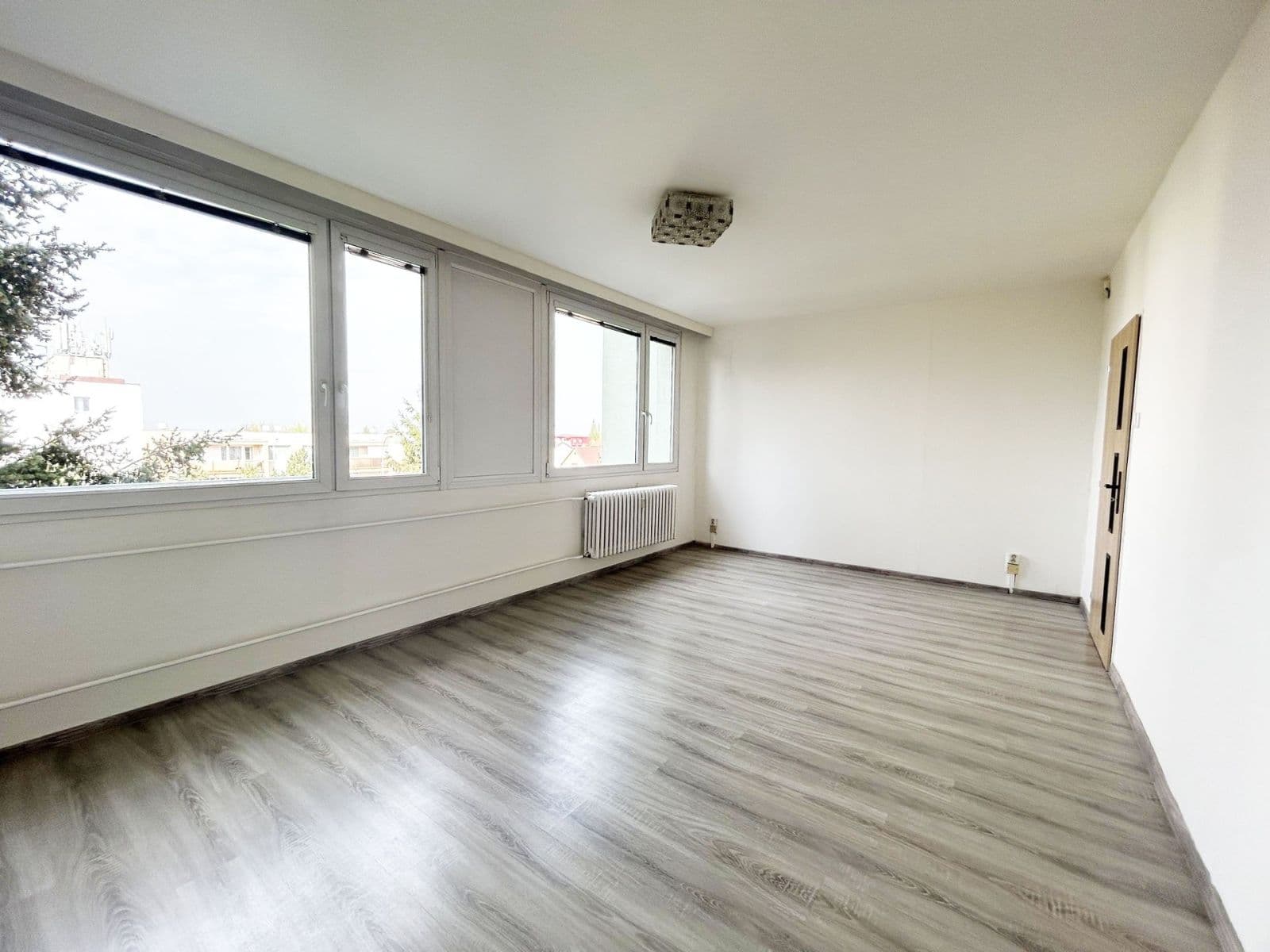 Prenájom bytu 1-izbový 34 m², Křivenická, Praha, Praha Prenájom bytu 1-izbový 34 m², Křivenická, Praha, Praha