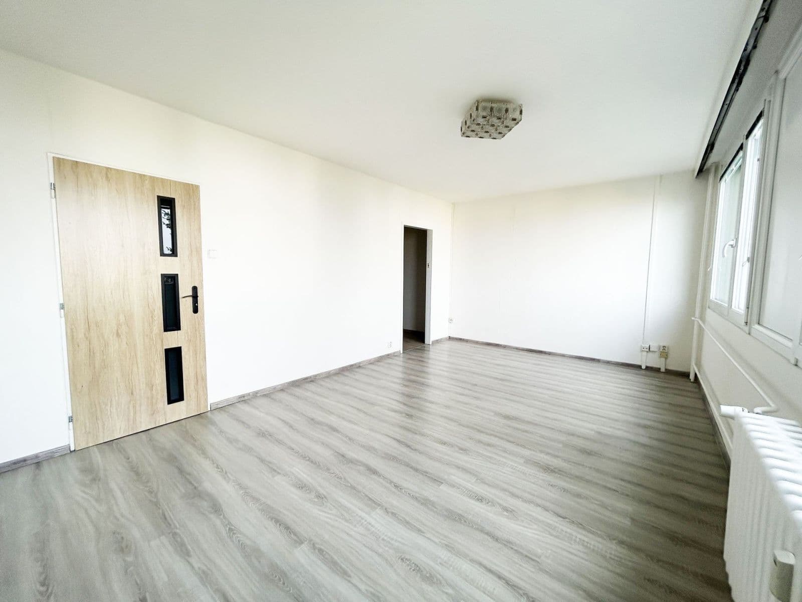 Prenájom bytu 1-izbový 34 m², Křivenická, Praha, Praha Prenájom bytu 1-izbový 34 m², Křivenická, Praha, Praha