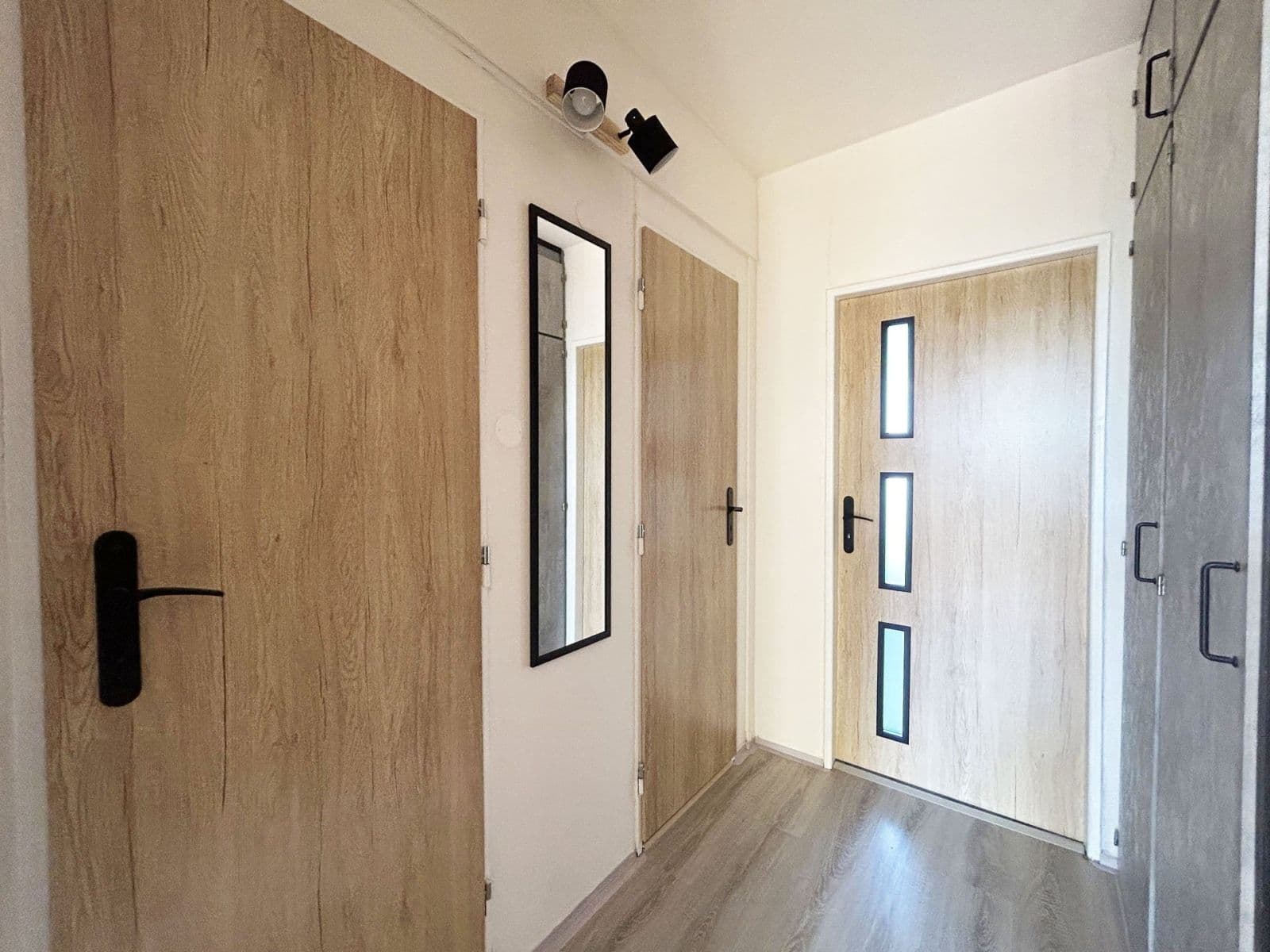 Prenájom bytu 1-izbový 34 m², Křivenická, Praha, Praha Prenájom bytu 1-izbový 34 m², Křivenická, Praha, Praha