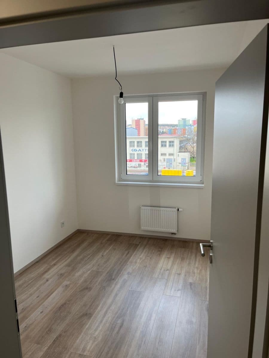 Prenájom bytu 2-izbový 46 m², U Továren, Praha, Praha Prenájom bytu 2-izbový 46 m², U Továren, Praha, Praha