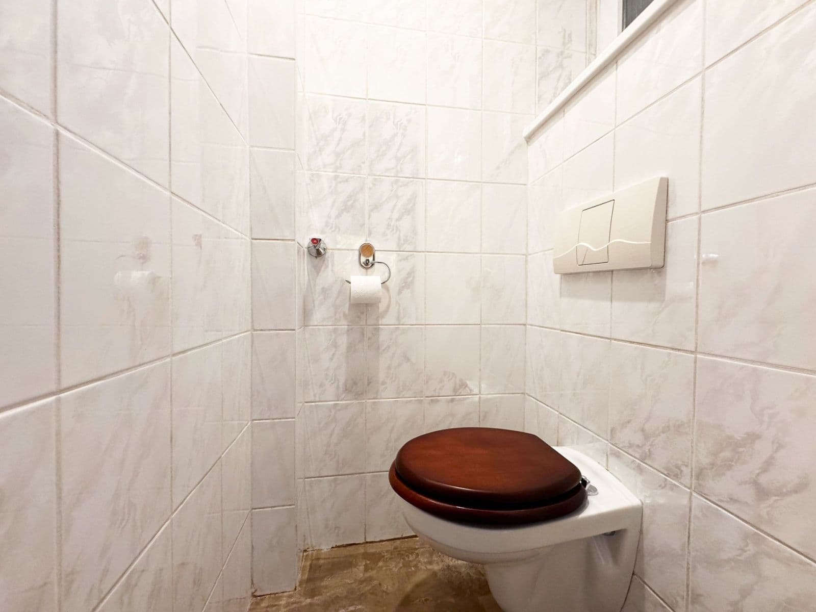 Prenájom bytu 2-izbový 47 m², Jihlavská, Praha, Praha Prenájom bytu 2-izbový 47 m², Jihlavská, Praha, Praha