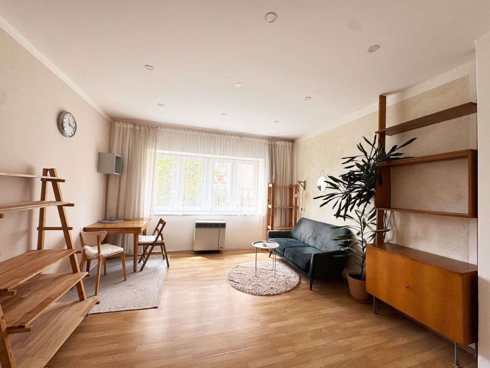Prenájom bytu 2-izbový 47 m², Jihlavská, Praha, Praha Prenájom bytu 2-izbový 47 m², Jihlavská, Praha, Praha