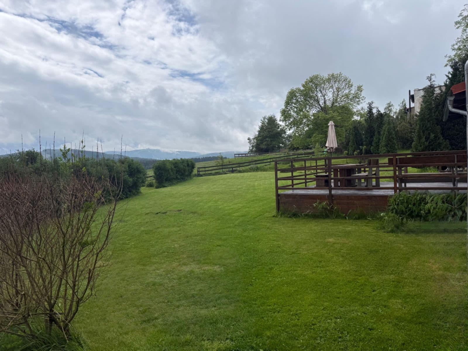 Predaj domu 392 m², pozemek 2.501 m², Hamerská, Kovářská, Ústecký kraj Predaj domu 392 m², pozemek 2.501 m², Hamerská, Kovářská, Ústecký kraj