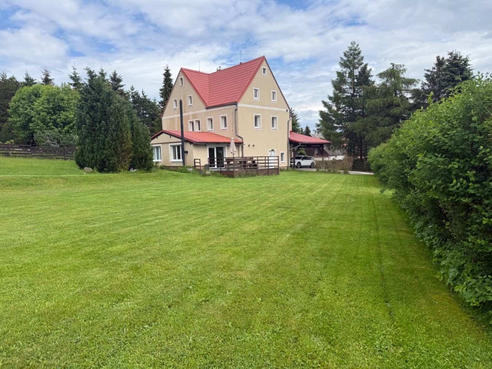 Predaj domu 392 m², pozemek 2.501 m², Hamerská, Kovářská, Ústecký kraj Predaj domu 392 m², pozemek 2.501 m², Hamerská, Kovářská, Ústecký kraj