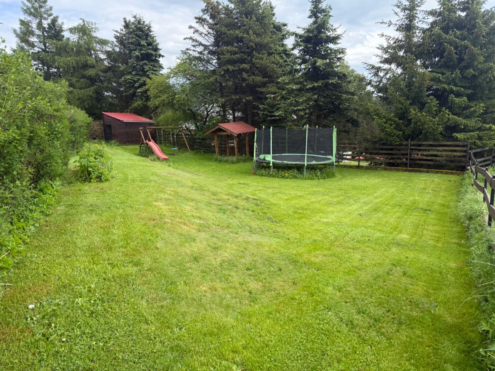 Predaj domu 392 m², pozemek 2.501 m², Hamerská, Kovářská, Ústecký kraj Predaj domu 392 m², pozemek 2.501 m², Hamerská, Kovářská, Ústecký kraj