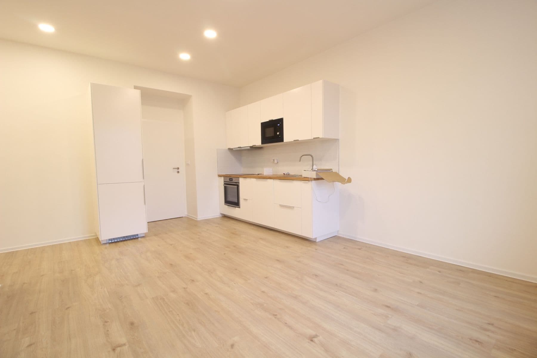 Prenájom bytu 2-izbový 51 m², Freyova, Praha, Praha Prenájom bytu 2-izbový 51 m², Freyova, Praha, Praha