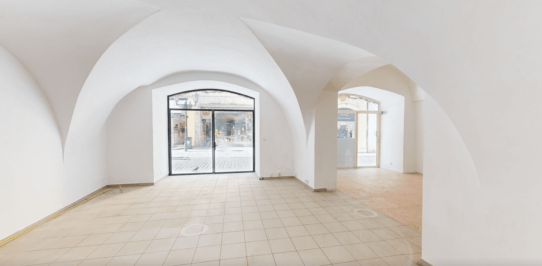 Prenájom nebytového priestoru 77 m², Staroměstské náměstí, Praha, Praha Prenájom nebytového priestoru 77 m², Staroměstské náměstí, Praha, Praha