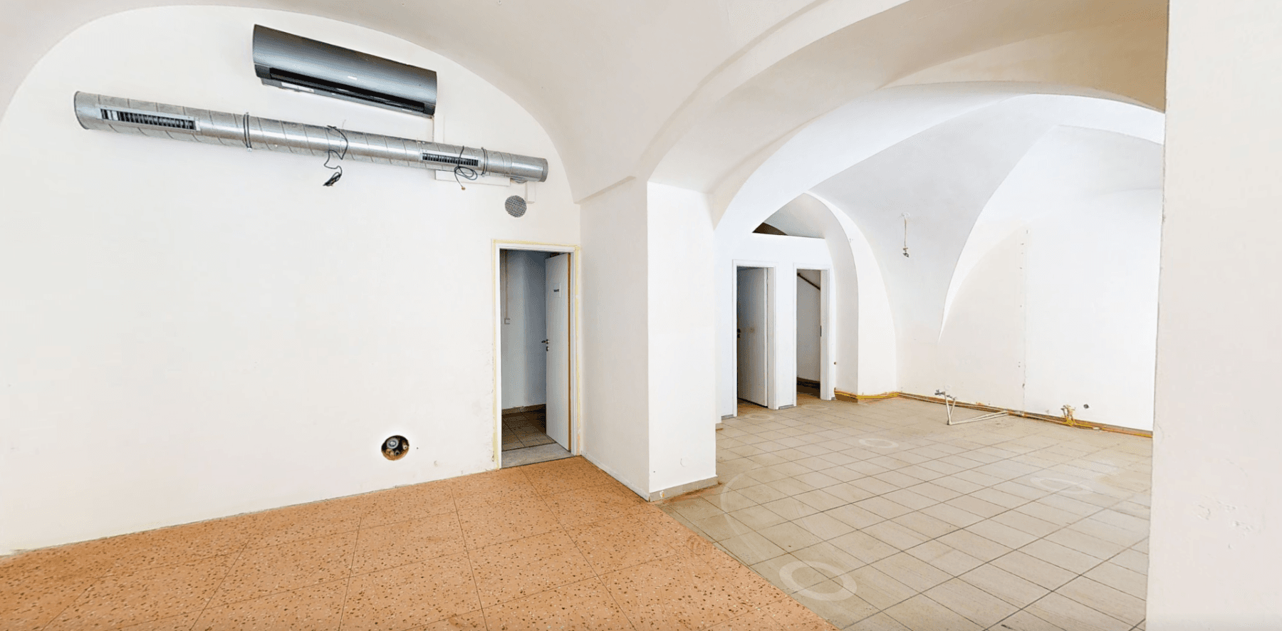 Prenájom nebytového priestoru 77 m², Staroměstské náměstí, Praha, Praha Prenájom nebytového priestoru 77 m², Staroměstské náměstí, Praha, Praha