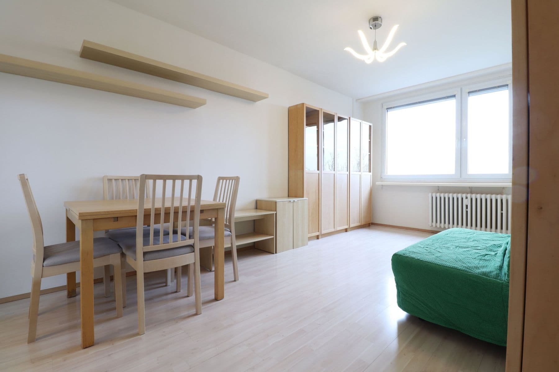Prenájom bytu 2-izbový 43 m², Štichova, Praha, Praha Prenájom bytu 2-izbový 43 m², Štichova, Praha, Praha