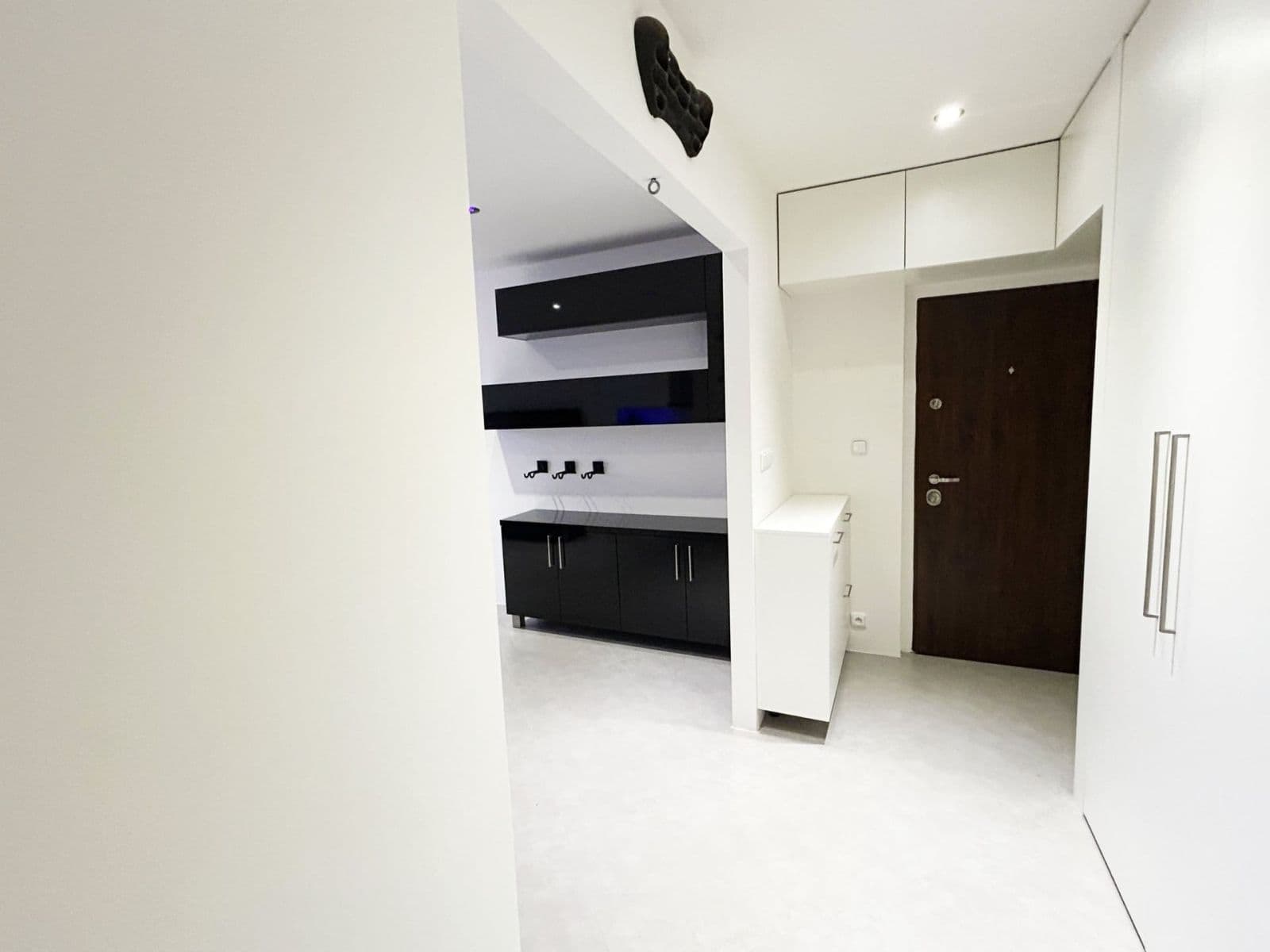 Prenájom bytu 1-izbový 49 m², Bellušova, Praha, Praha Prenájom bytu 1-izbový 49 m², Bellušova, Praha, Praha
