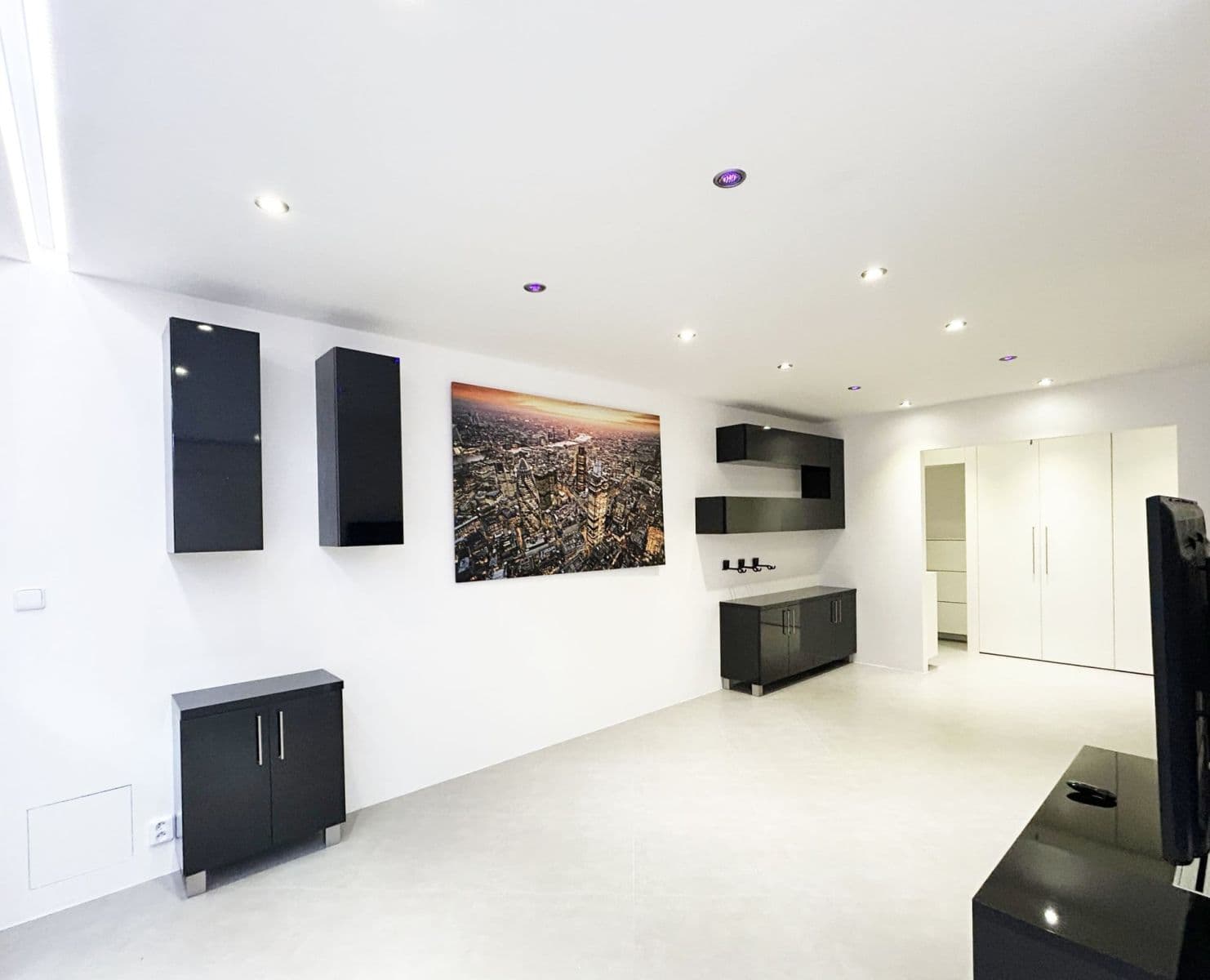 Prenájom bytu 1-izbový 49 m², Bellušova, Praha, Praha Prenájom bytu 1-izbový 49 m², Bellušova, Praha, Praha