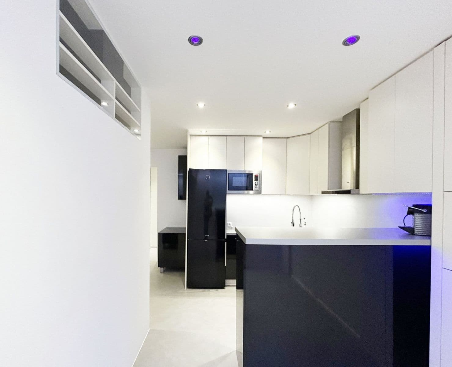 Prenájom bytu 1-izbový 49 m², Bellušova, Praha, Praha Prenájom bytu 1-izbový 49 m², Bellušova, Praha, Praha