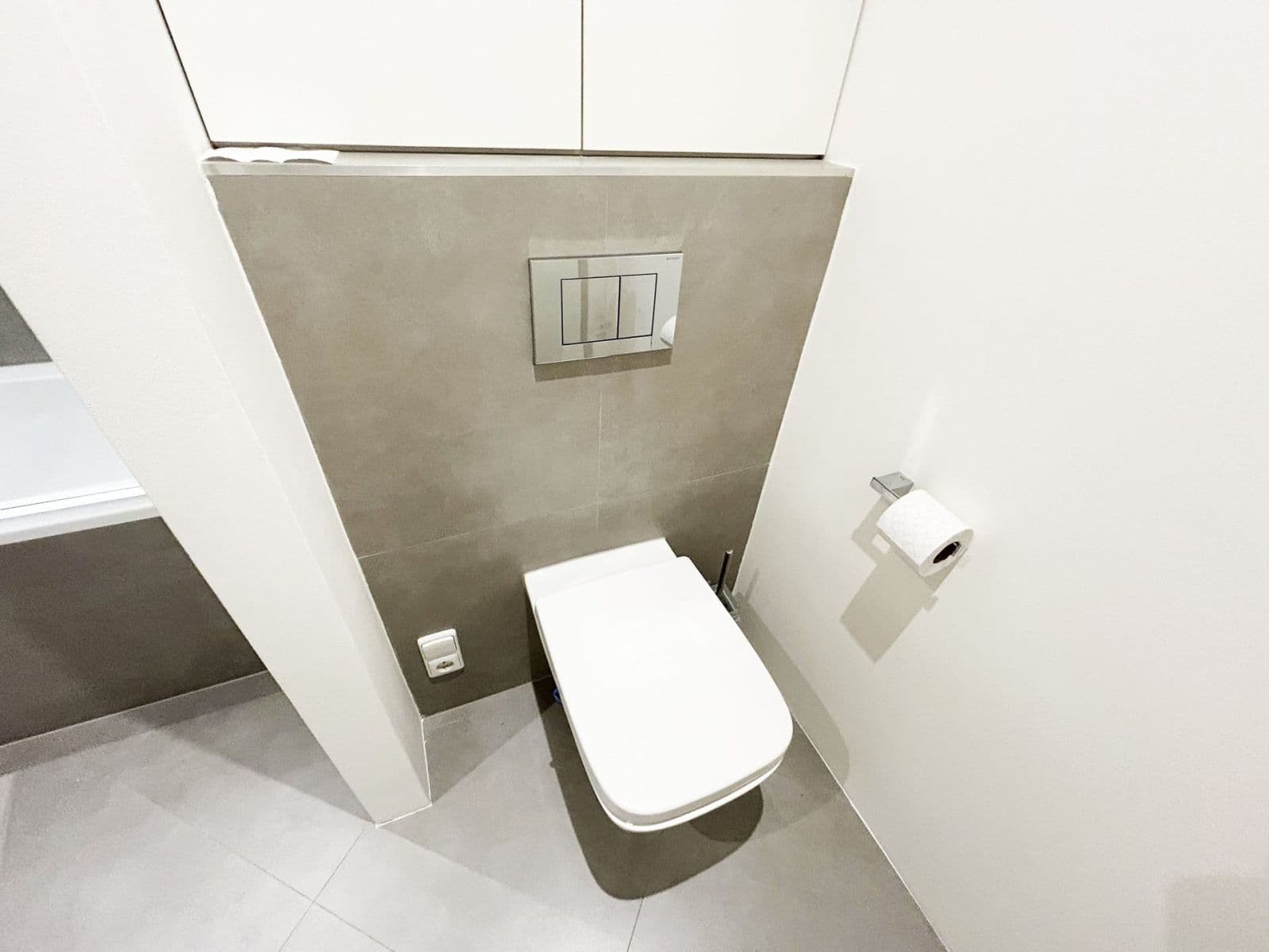 Prenájom bytu 1-izbový 49 m², Bellušova, Praha, Praha Prenájom bytu 1-izbový 49 m², Bellušova, Praha, Praha