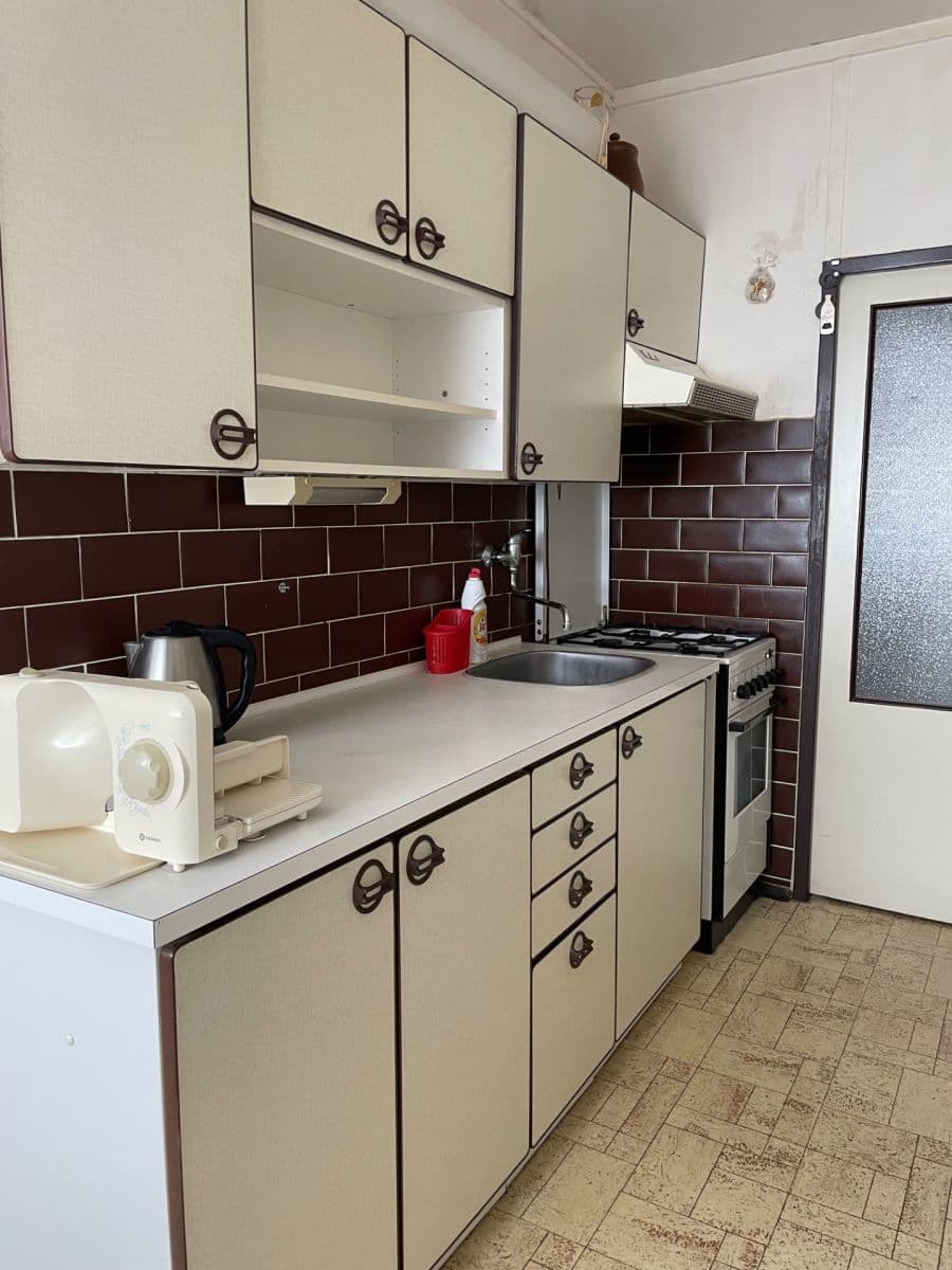 Predaj bytu 3-izbový 73 m², Pod Soudním vrchem, Znojmo, Jihomoravský kraj Predaj bytu 3-izbový 73 m², Pod Soudním vrchem, Znojmo, Jihomoravský kraj