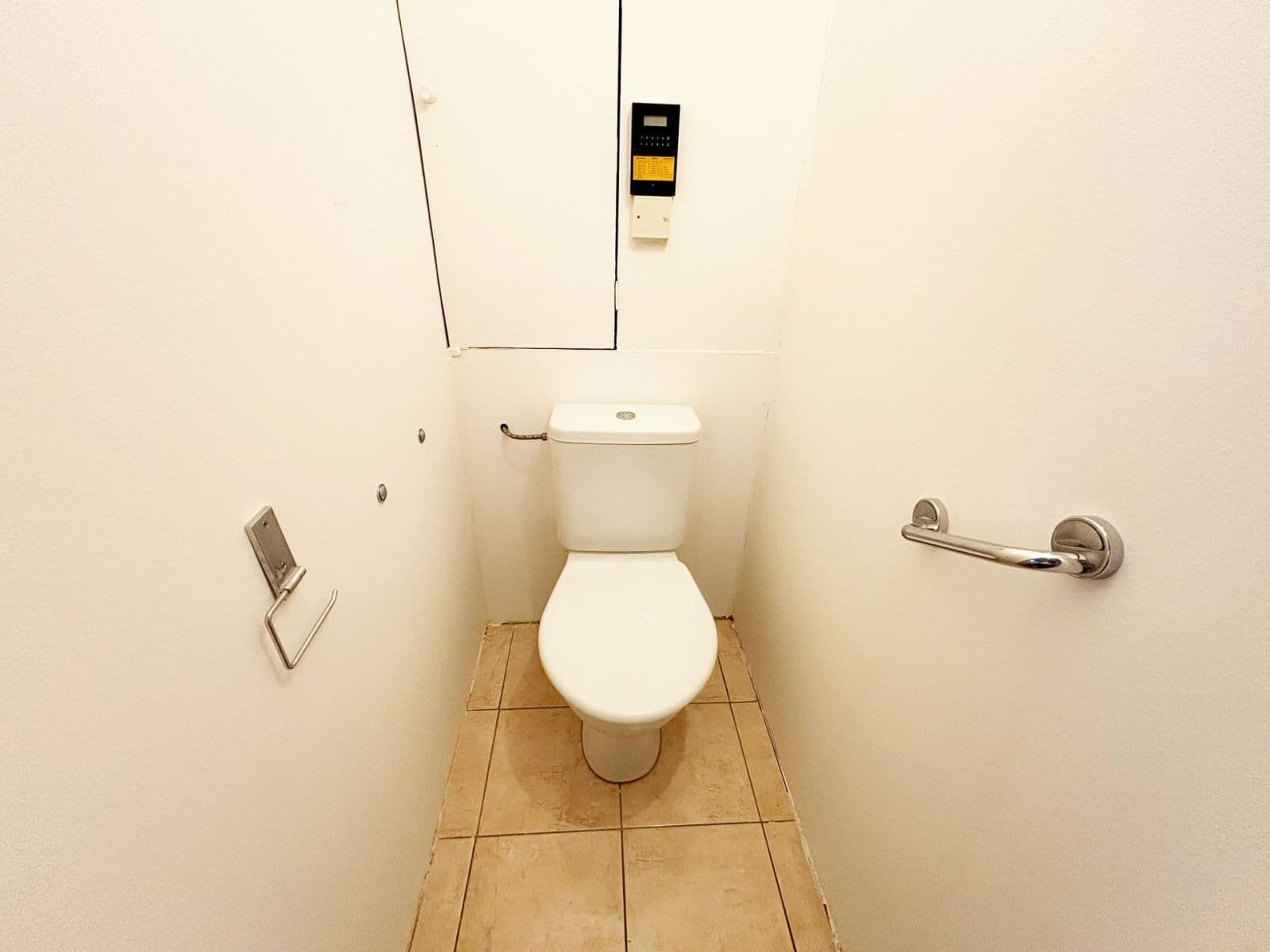 Prenájom bytu 2-izbový 40 m², Tisovecká, Kolín, Středočeský kraj Prenájom bytu 2-izbový 40 m², Tisovecká, Kolín, Středočeský kraj