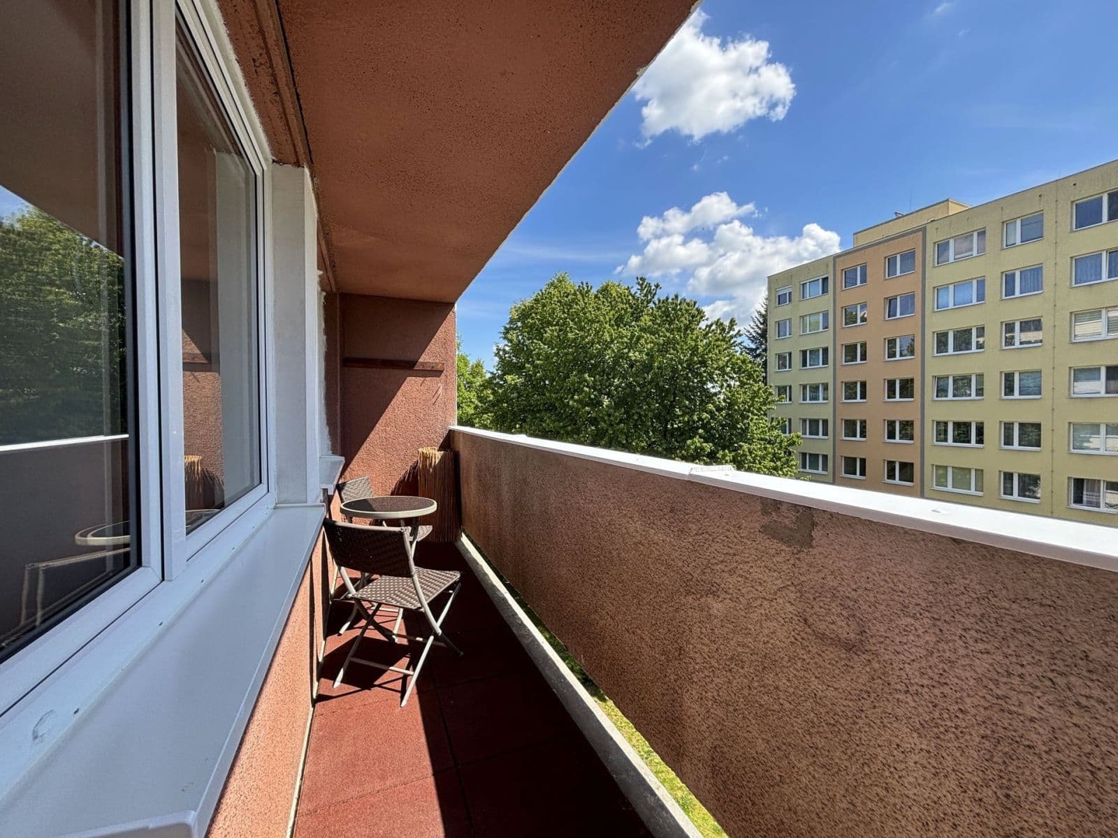 Prenájom bytu 2-izbový 40 m², Tisovecká, Kolín, Středočeský kraj Prenájom bytu 2-izbový 40 m², Tisovecká, Kolín, Středočeský kraj