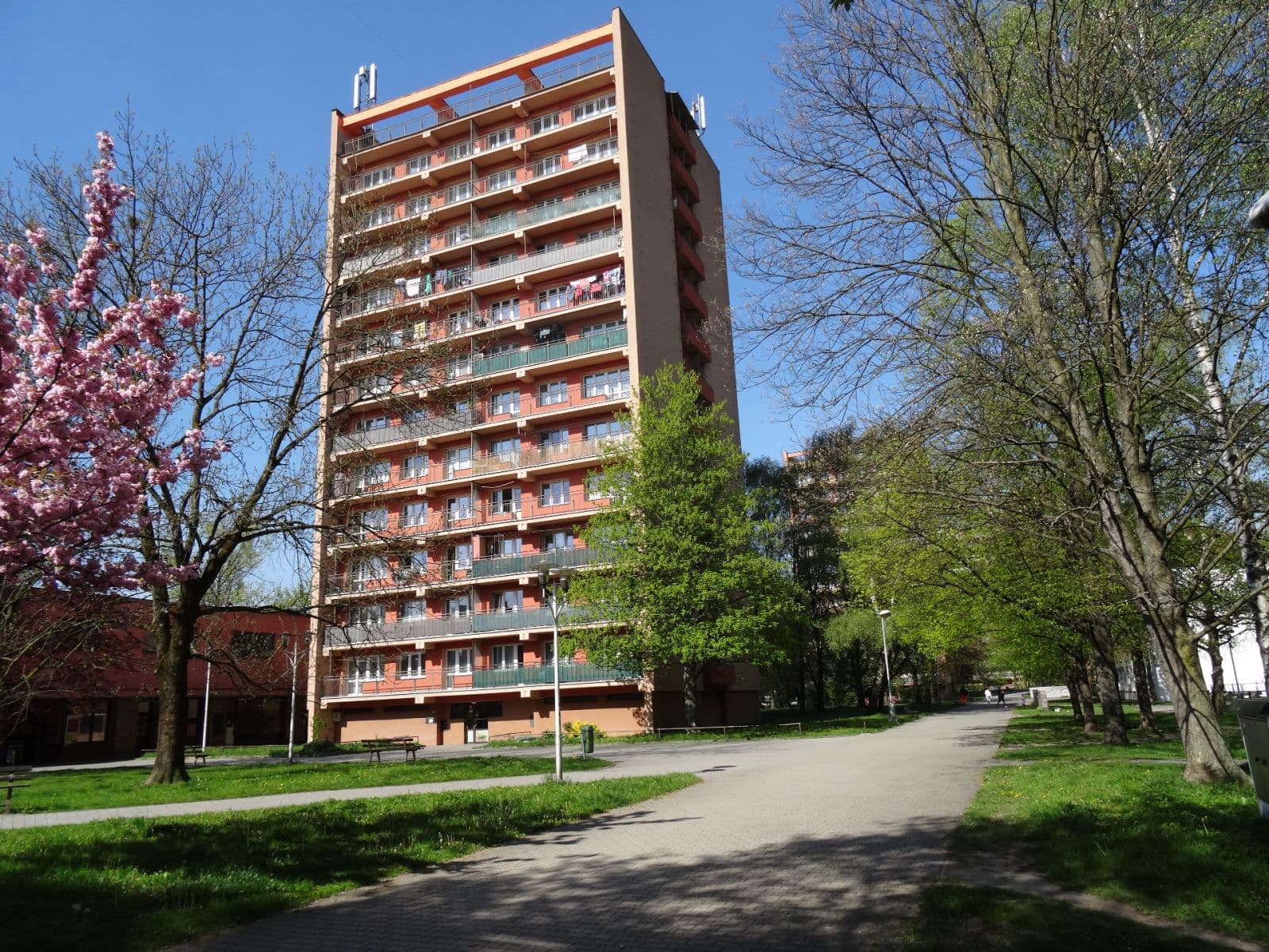 Predaj bytu 3-izbový 57 m², Josefa Suka, Frýdek-Místek, Moravskoslezský kraj Predaj bytu 3-izbový 57 m², Josefa Suka, Frýdek-Místek, Moravskoslezský kraj